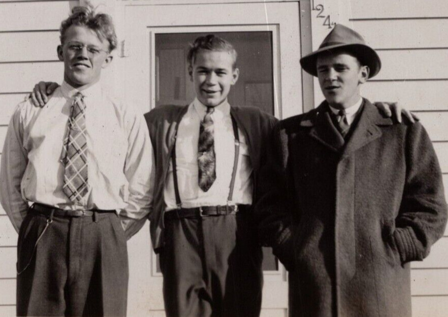 7B Photograph Portrait Three Handsome Men Embrace Ties Overcoat Fedora 1940\'s 