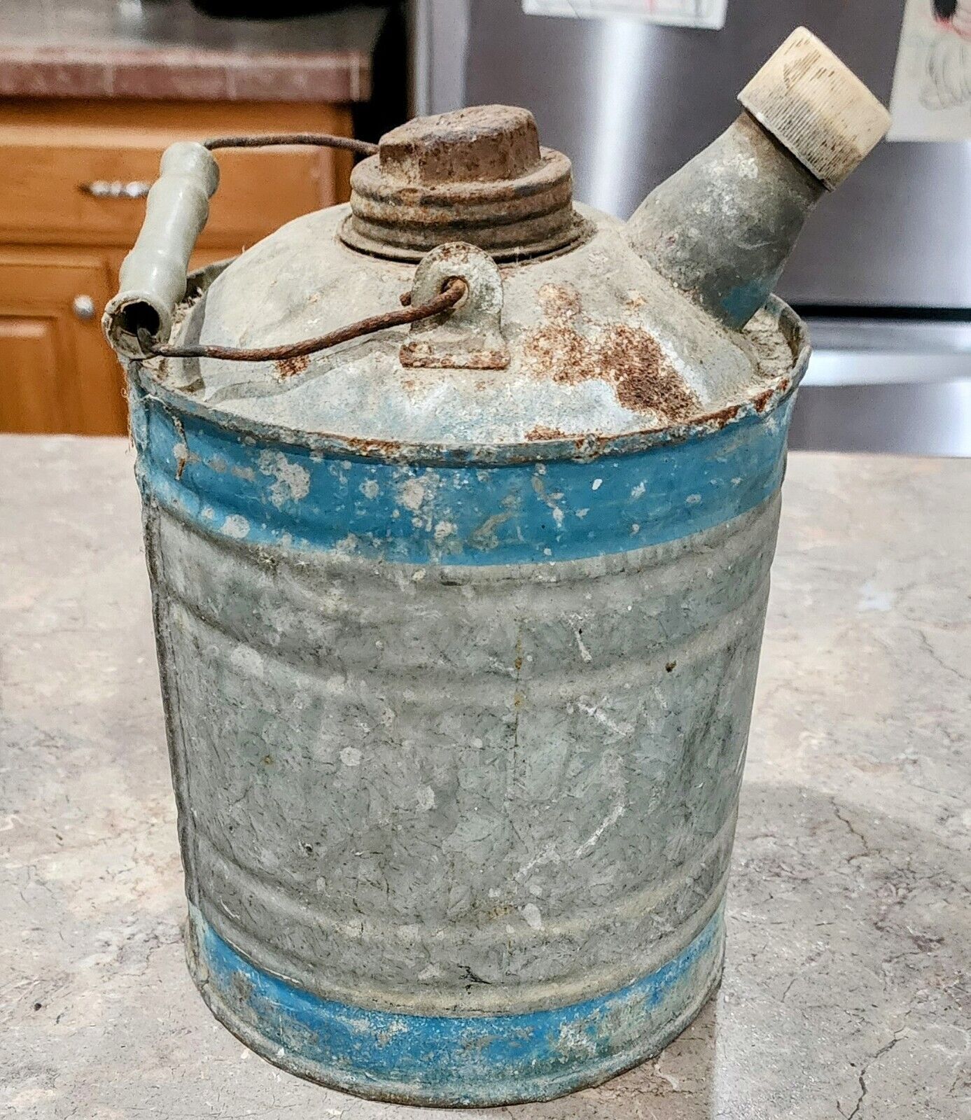 Vintage Metal 2 Gallon Kerosene/Gas Can