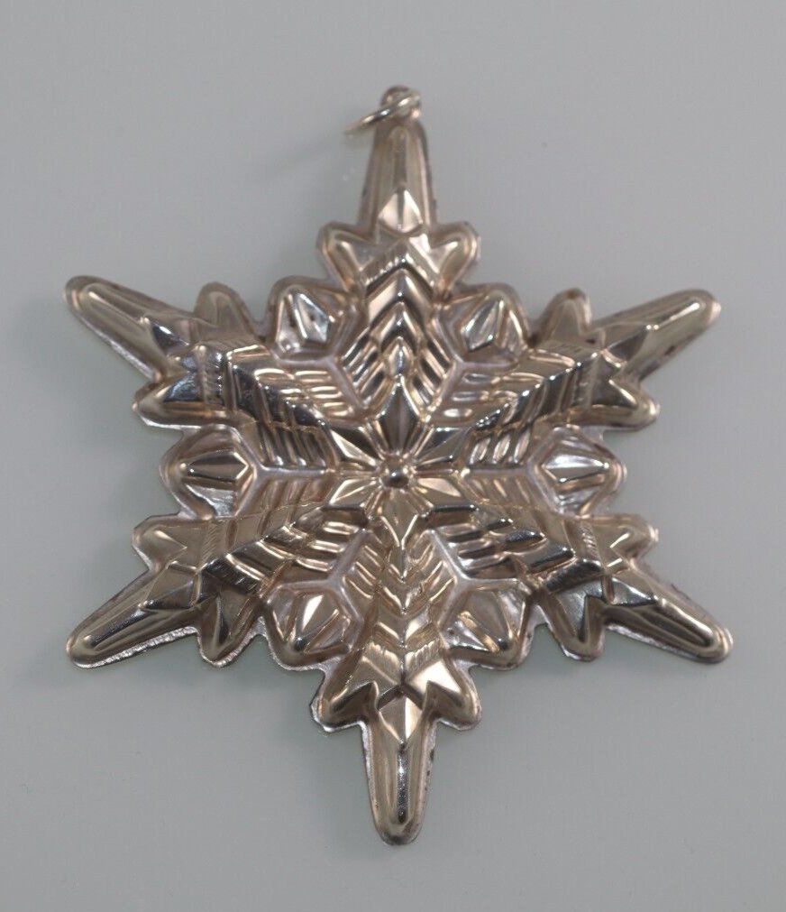 1972 Gorham STERLING SILVER Annual Snowflake Christmas Ornament