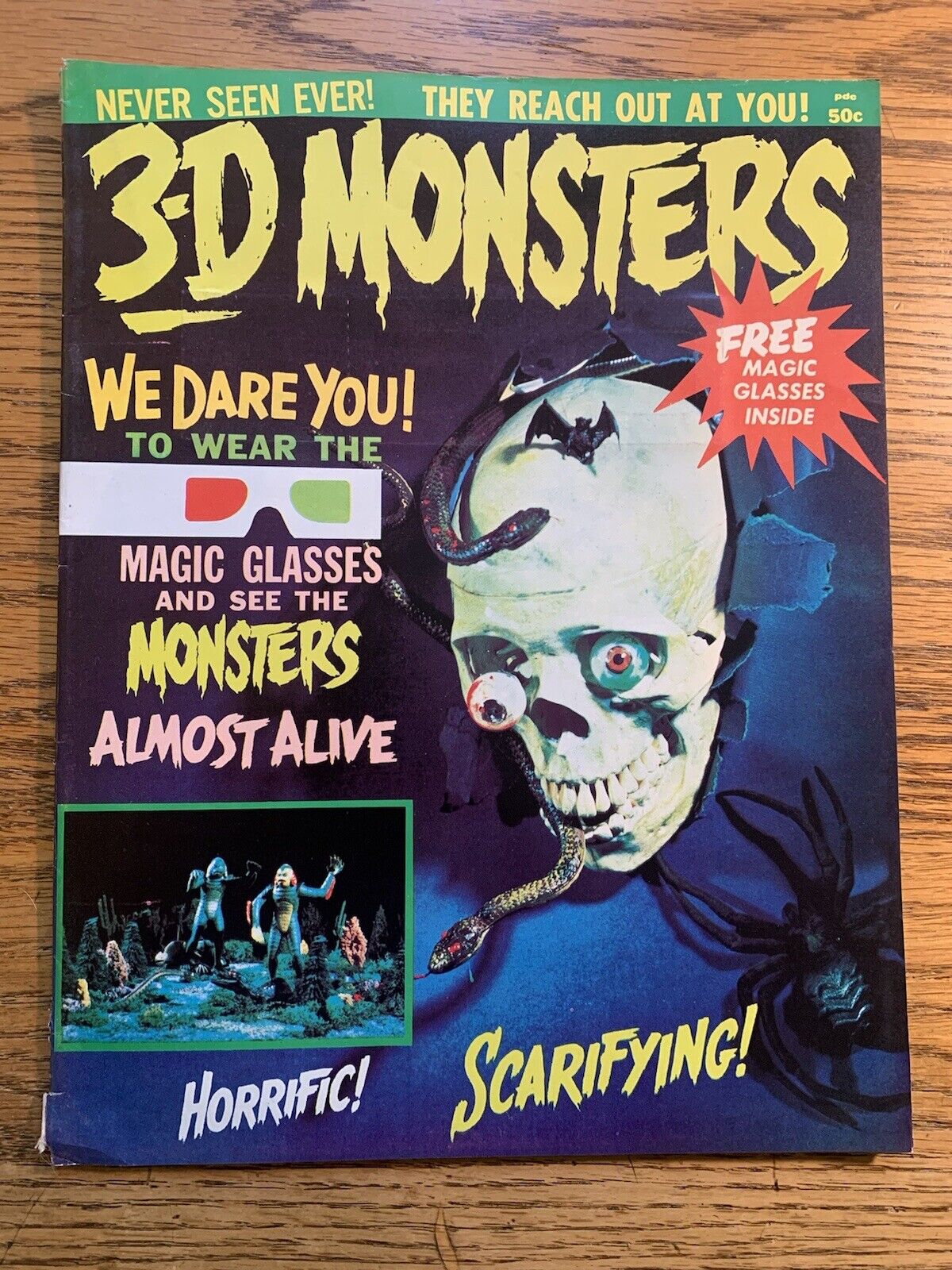 1964 3-D MONSTERS MAGAZINE #1 WITH 3-D GLASSES ATTACHED VG/FN