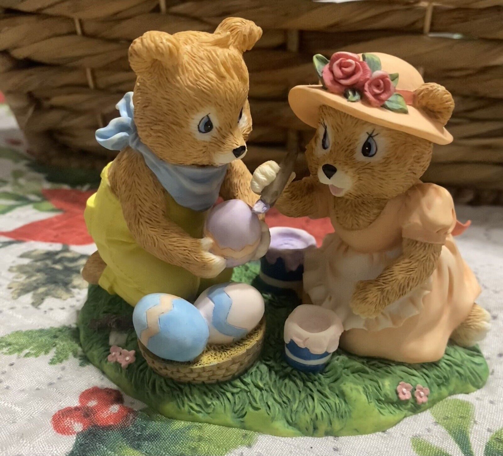 Vintage 1998 Bears Easter Figurine Painting Eggs Rare Spring Special Edition 4”
