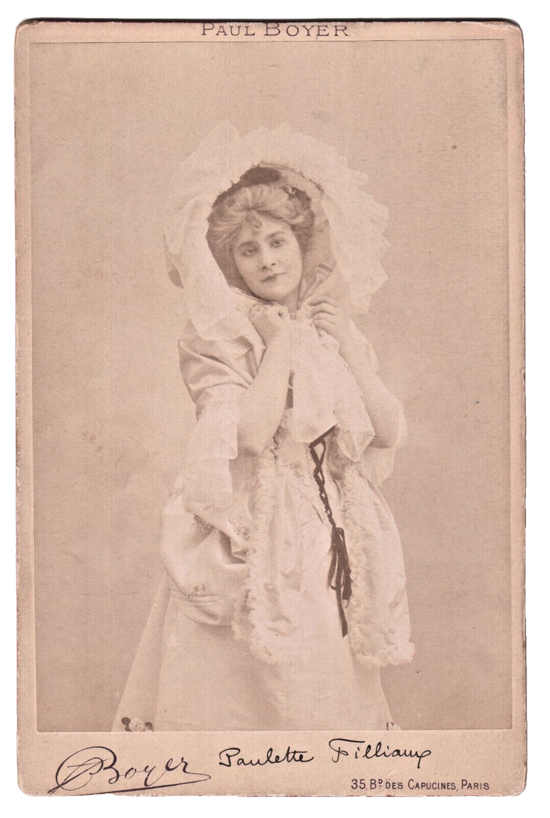 Paulette Filliaux. Vaudeville actress. Actress. Photo Paul Boyer Paris 1890