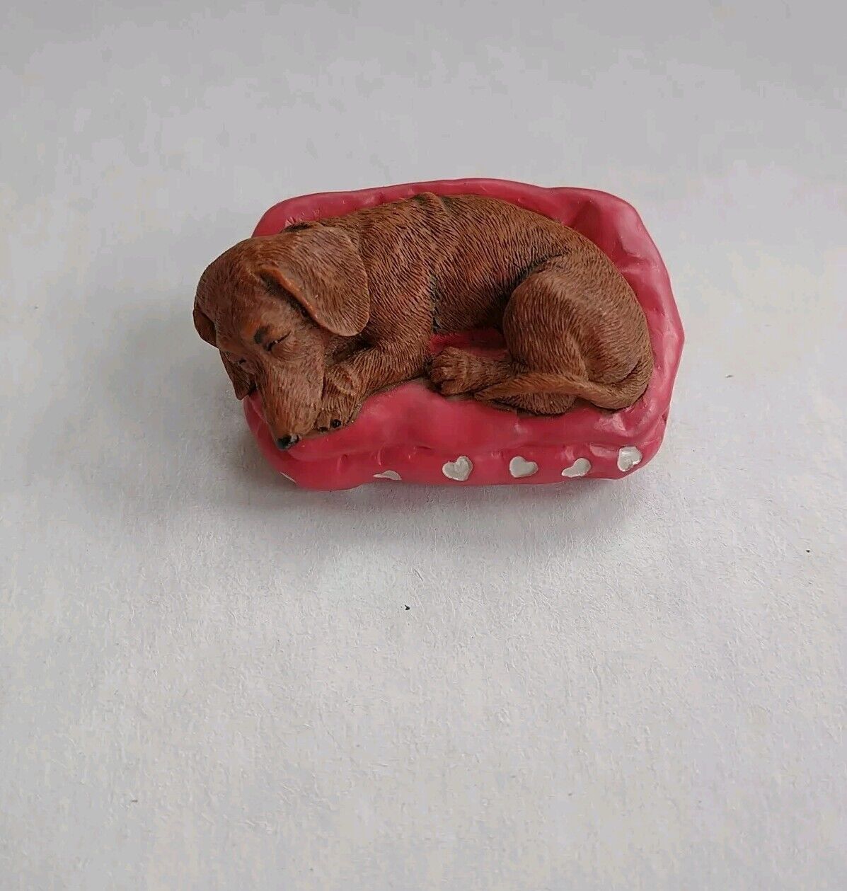 The Danbury Mint Dachshund Puppy Dog Sleeping In Red Bed With Heart RARE