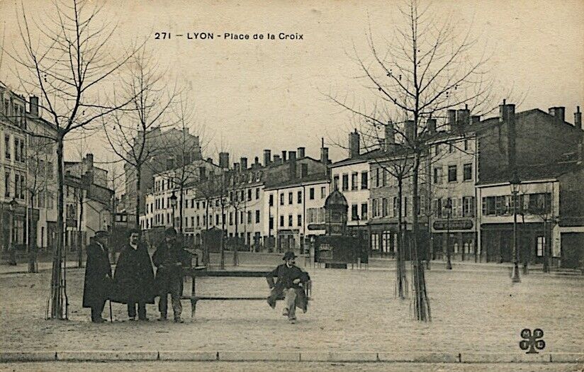 CPA 69 - Lyon - Place de la Croix