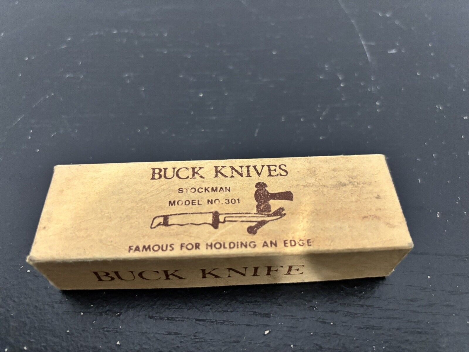 Buck Knives Model No. 301