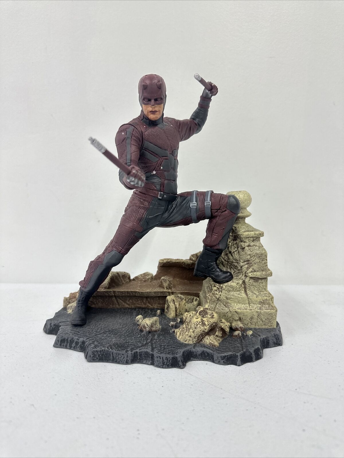 Marvel’s Daredevil Netflix Statue by Diamond Select (Gamestop Exclusive) Limited
