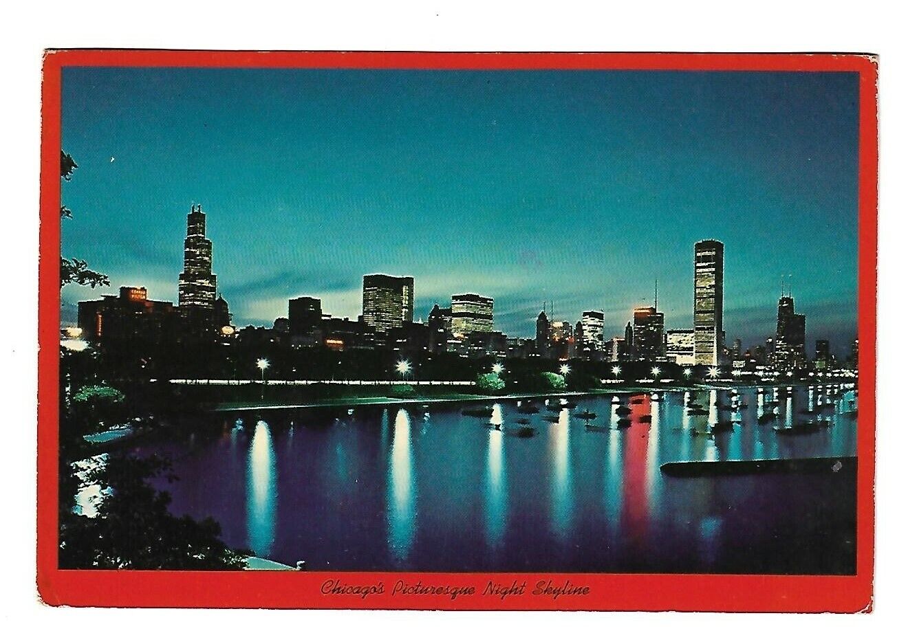 VTG Post Card - CHICAGO\'S PICTURESQUE NIIGHT SKYLINE, IL  4 X 6