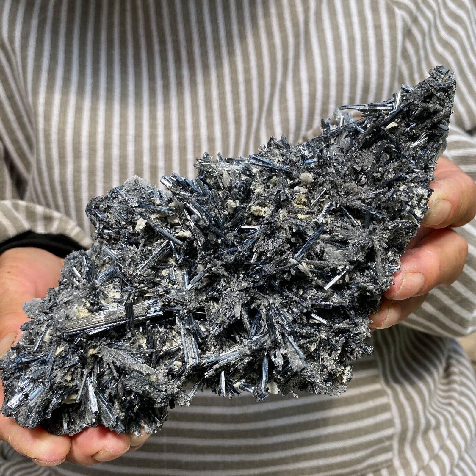 700g Large Stibnite Crystals Specimen Xikuangshan Lengshuijiang Hunan China