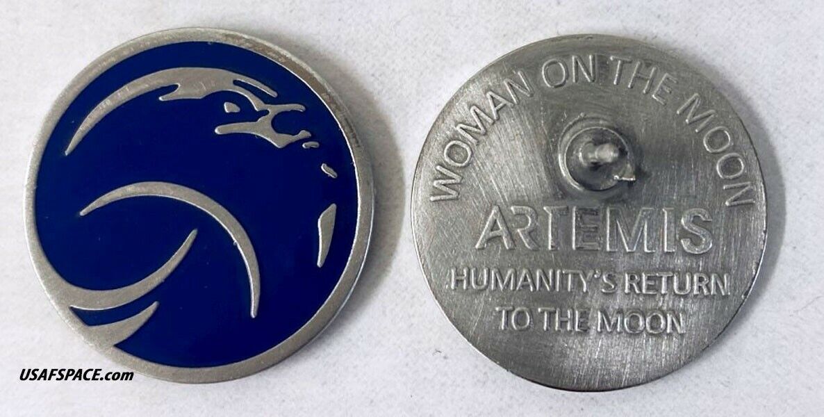 NASA - WOMAN ON THE MOON - ARTEMIS LOGO - Official Limited Edition - LAPEL PIN