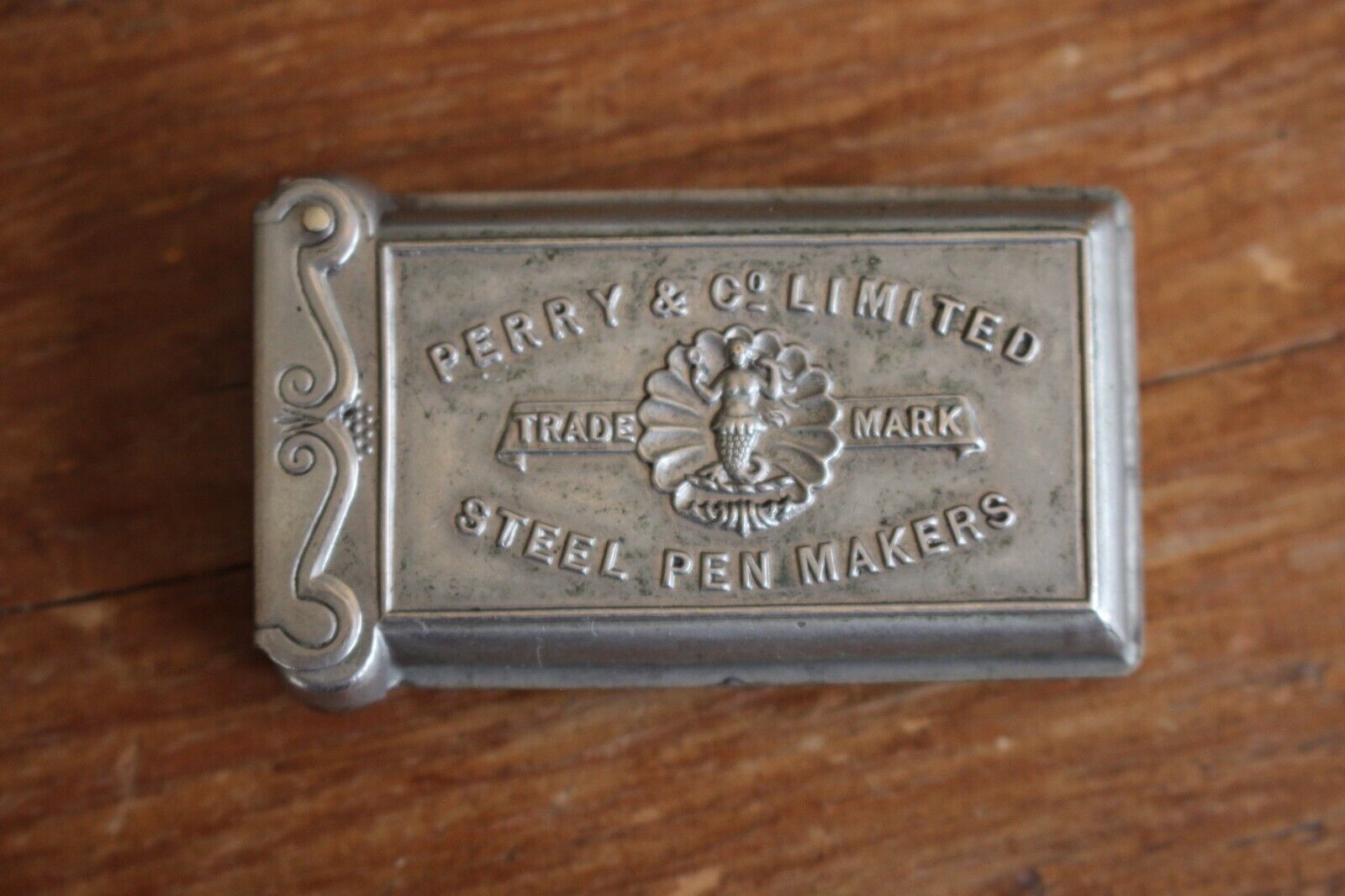 Antique Perry & Co Limited Steel Pen Makers Jubilee Box 1887