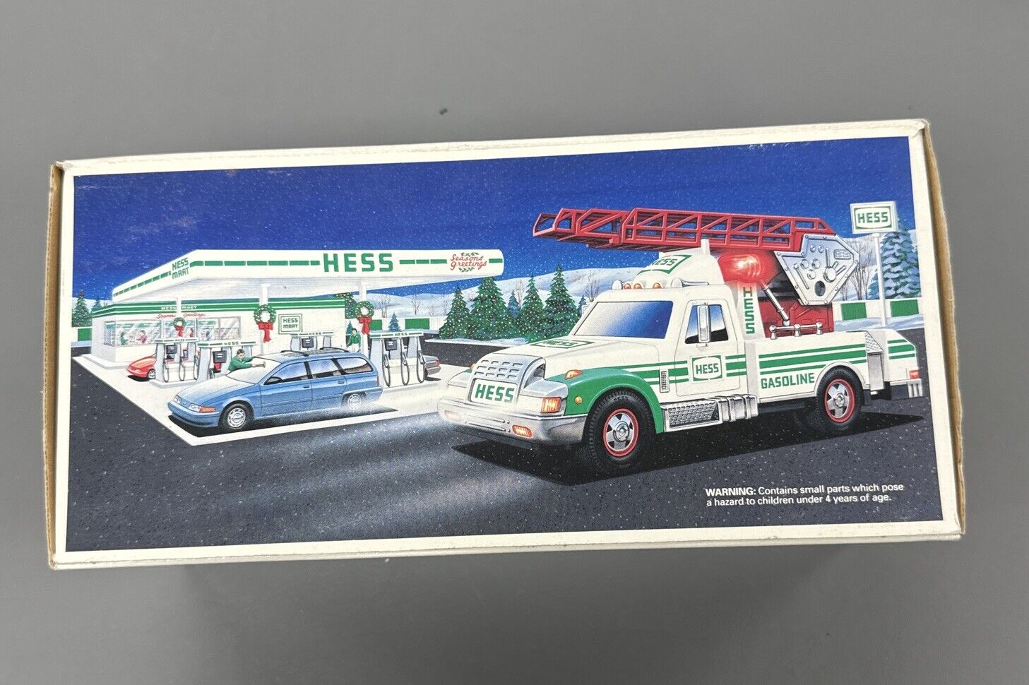 Vintage Hess 1994 Rescue Truck W/ Aerial Ladder Flashing Lights Sirens Open Box
