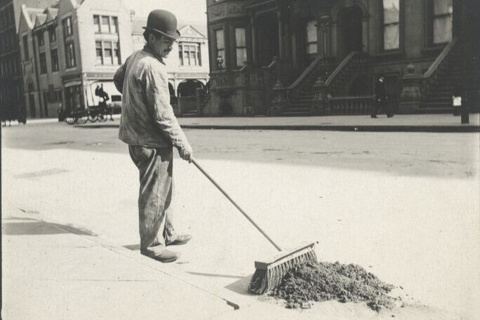 Old 4X6 Photo, 1890's Street sweeper. New York City Streets Scene 79772