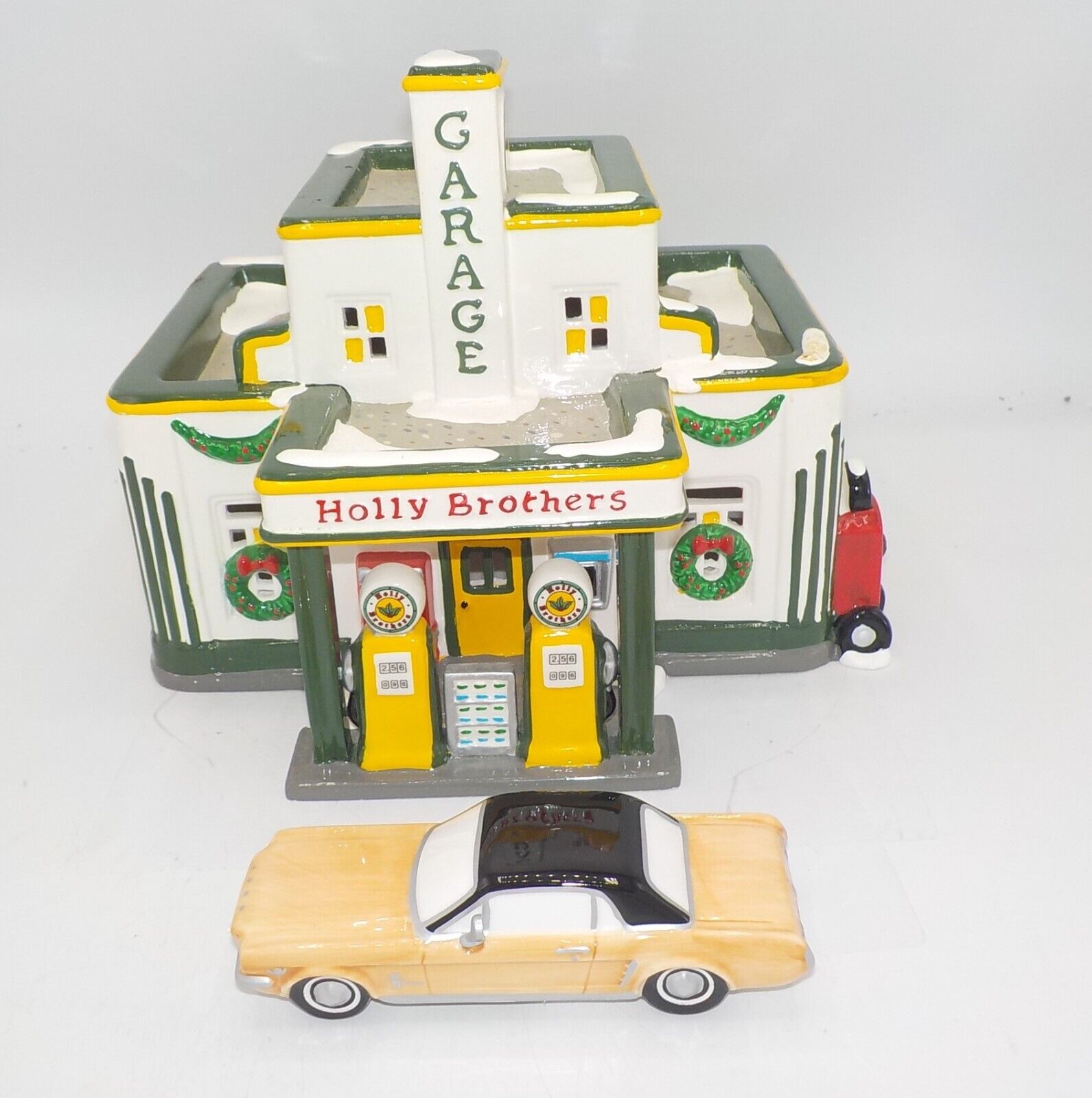 Department 56 Snow Village Holly Brothers Garage & 1964 Ford Mustang