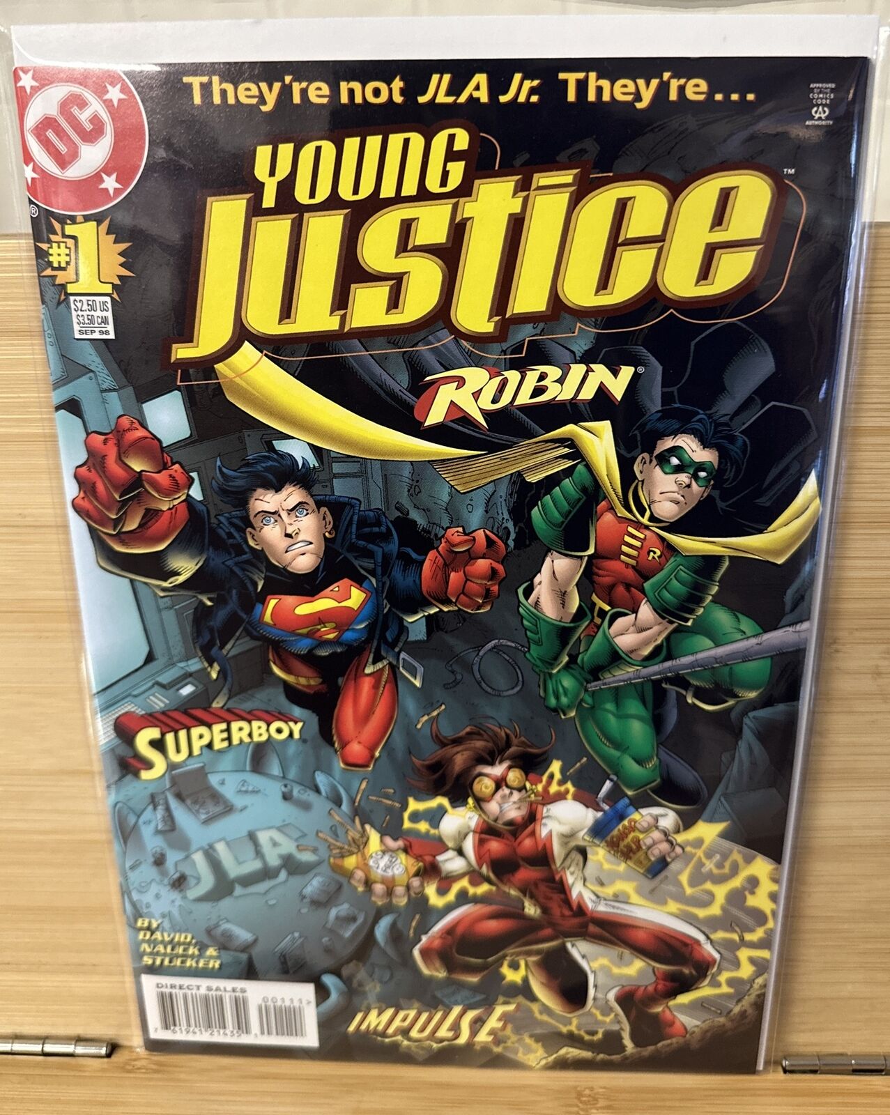 YOUNG JUSTICE #1 (DC) / NM-/ 1998/ 1ST ONGOING SOLO SERIES