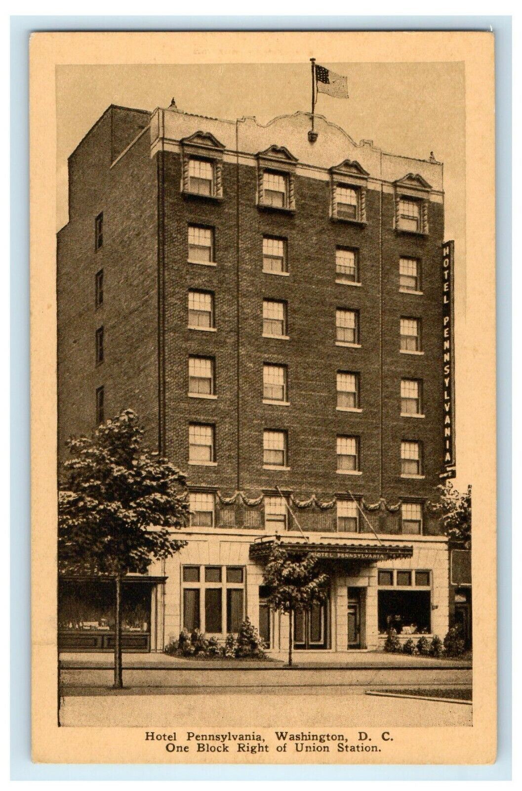 Washington DC, Hotel Pennsylvania One Block Right Of Union Station Postcard