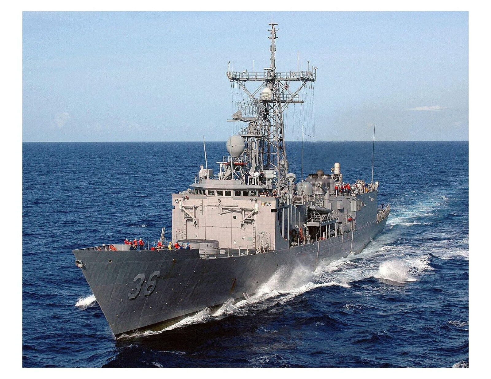 US Navy Ship USS Underwood (FFG-36) 8x10 Photo On 8.5