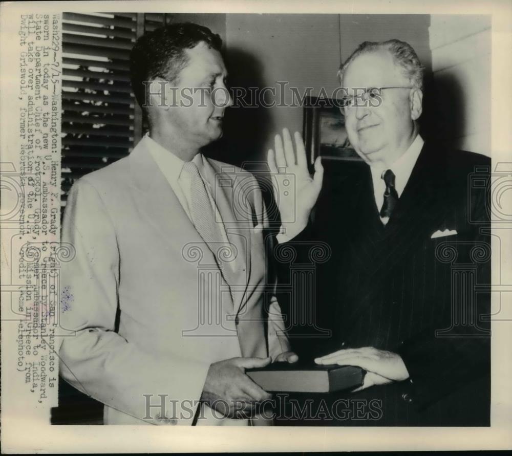 1948 Press Photo Henry Grady Sworn As The New US Ambassador To Stanley Woodward