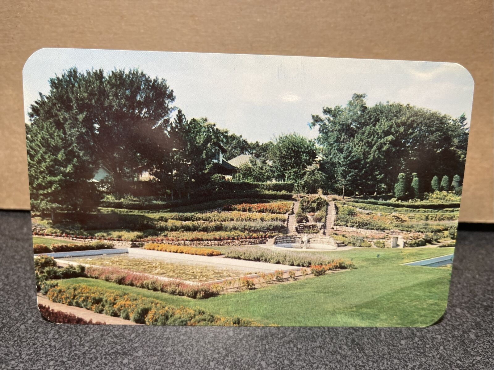 Sunken Garden Lincoln Nebraska Postcard￼