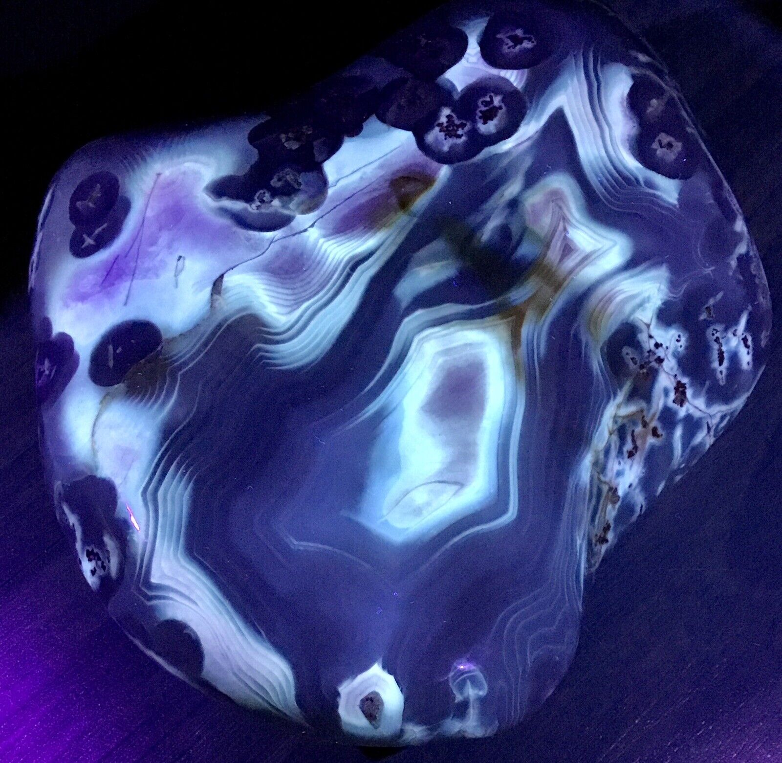 4.2 Lbs Polished Orca Agate Collector Piece Blue Chalcedony Fluorescent Geode