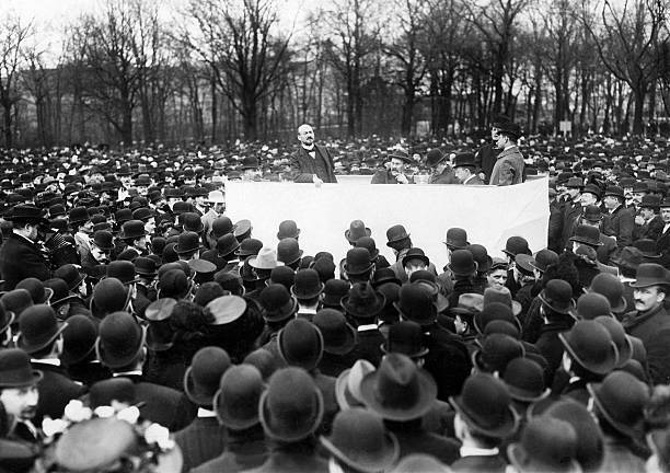 Berlin demonstration speech of Hellmut von Gerlach 1910 OLD PHOTO