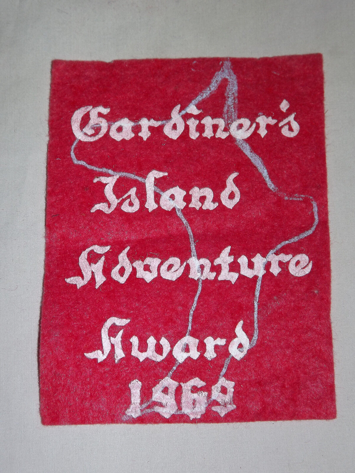 VINTAGE BSA BOY SCOUT 1969 GARDINER'S ISLAND ADVENTURE AWARD RED FELT