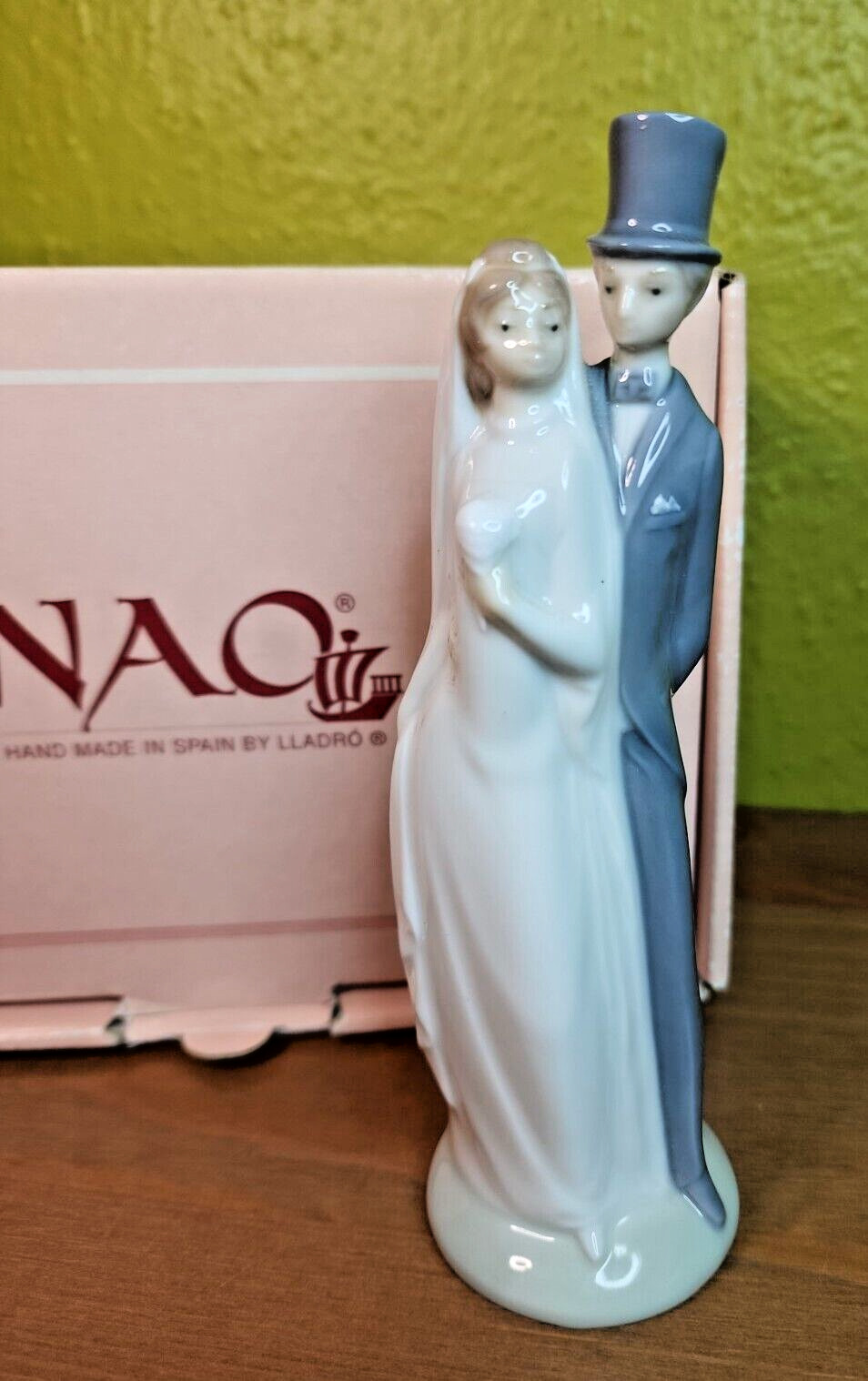 NAO by LLADRO Just Married Pareja Nupcial 00109 Porcelain Figurine 1994 Retired