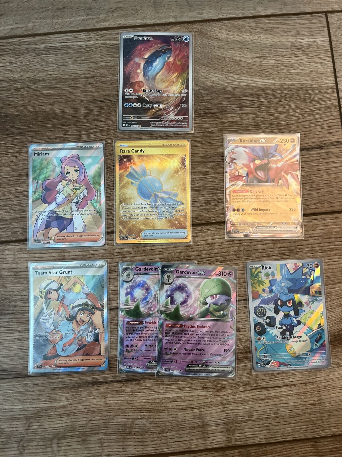 Pokemon Scarlet And Violet Card 8 Card Lot Near Mint Gardevoir Included Free