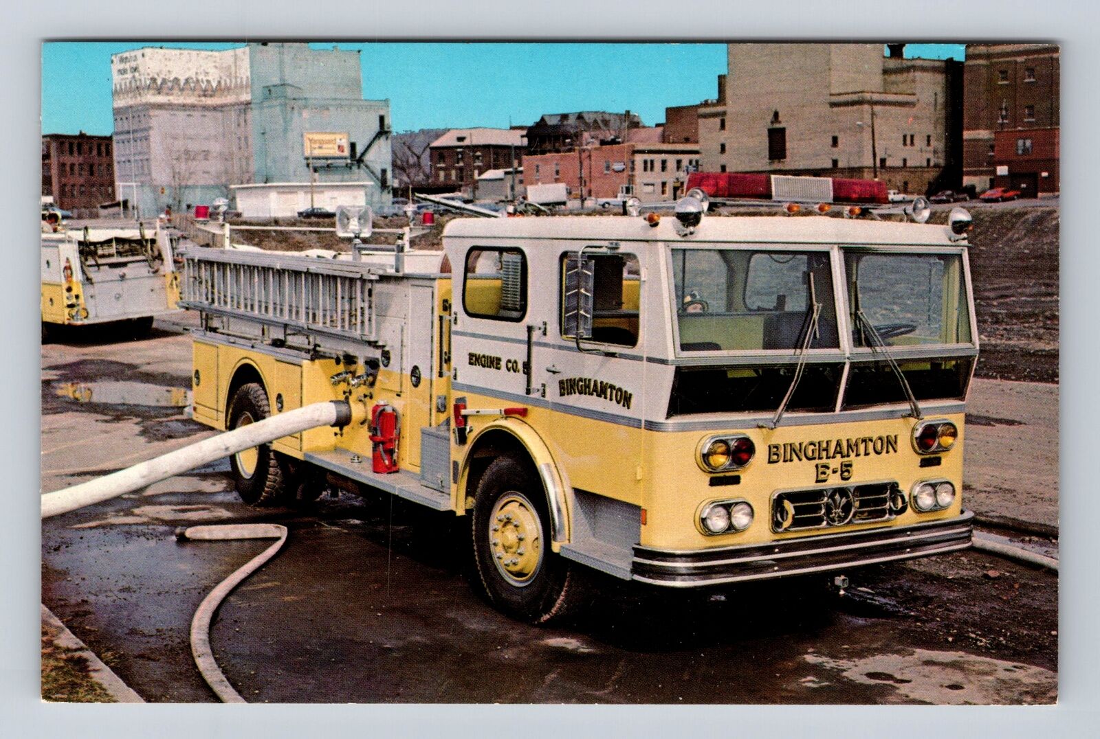 Binghamton NY-New York, Binghamton NY Fire Dept Engine Vintage Souvenir Postcard