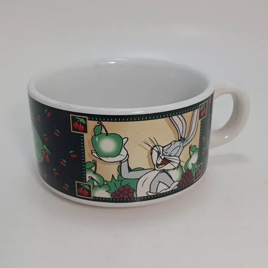 Vintage 1998 Warner Bros Looney Toons Coffee Mug Soup Bowl Dish 