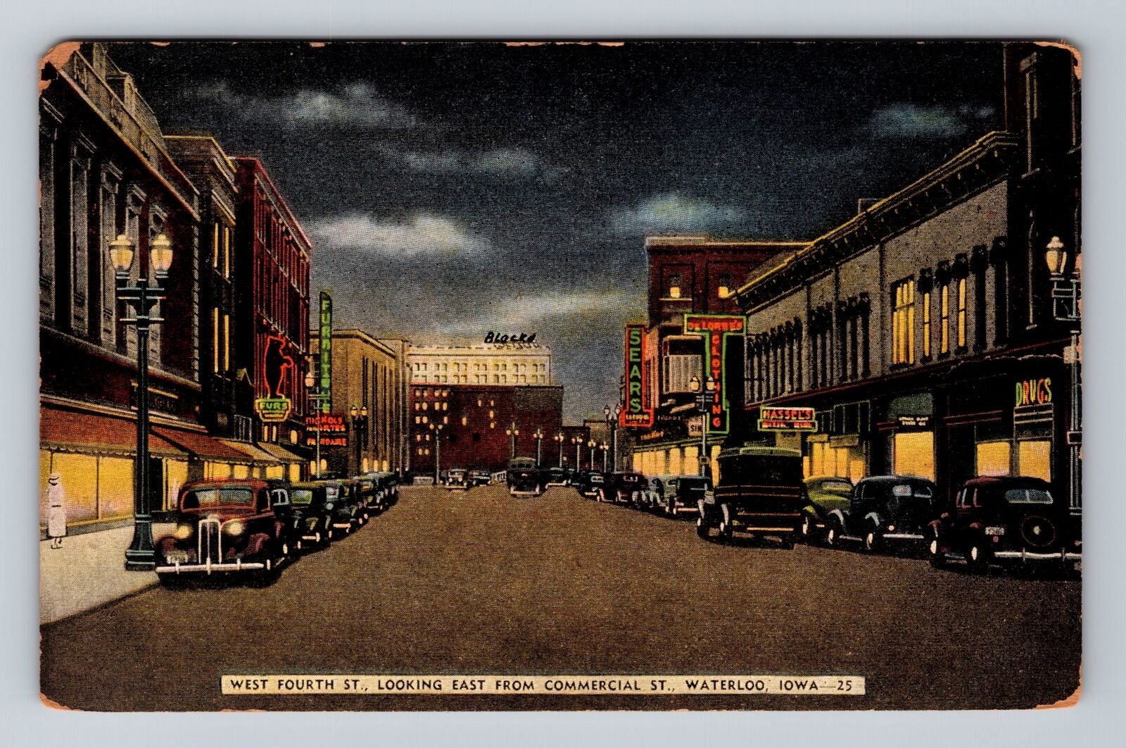 Waterloo IA-Iowa, West Fourth St Looking East, Souvenir Vintage Postcard