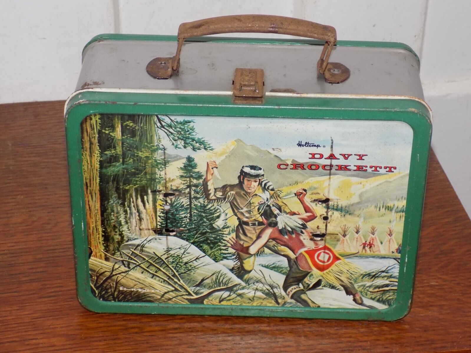 Vintage Holtemp Davy Crockett Metal Lunchbox