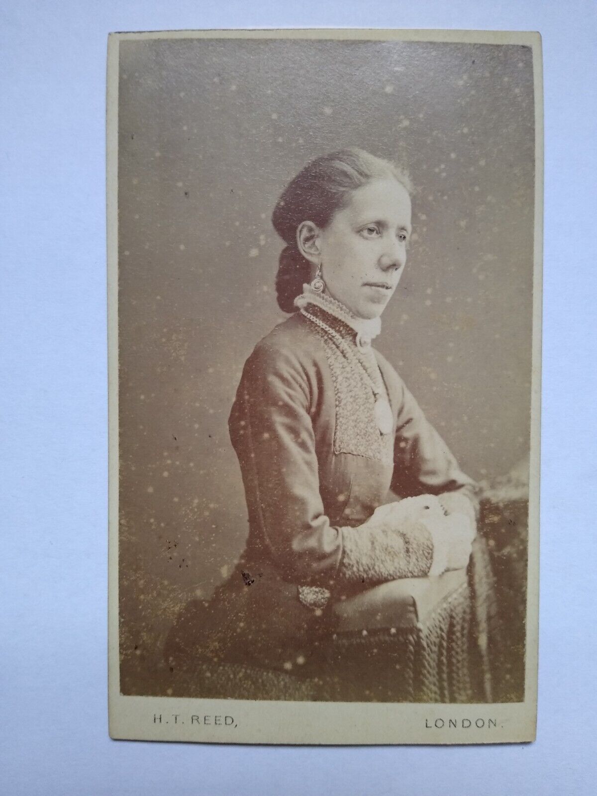 CDV Young Lady Fashion by Henry T Reed London