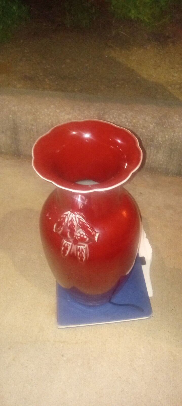 Chinese porcelain Sang de Boeuf; or Oxblood Hu vase 14\