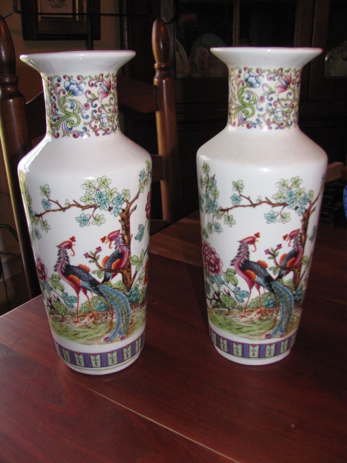 Pair of Italy Porcelain Two Peacocks 13\