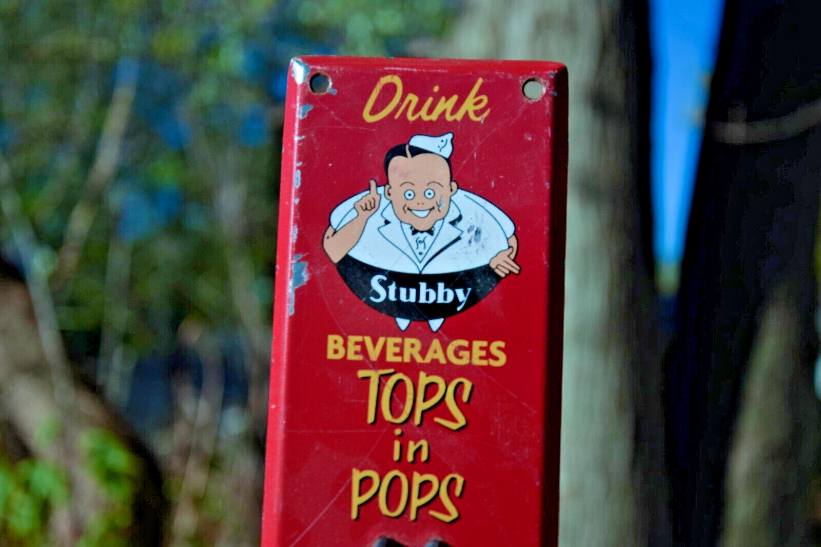 RARE 1950s DRINK STUBBY BEVERAGES METAL BAKELITE DOOR PULL SIGN GENERAL STORE