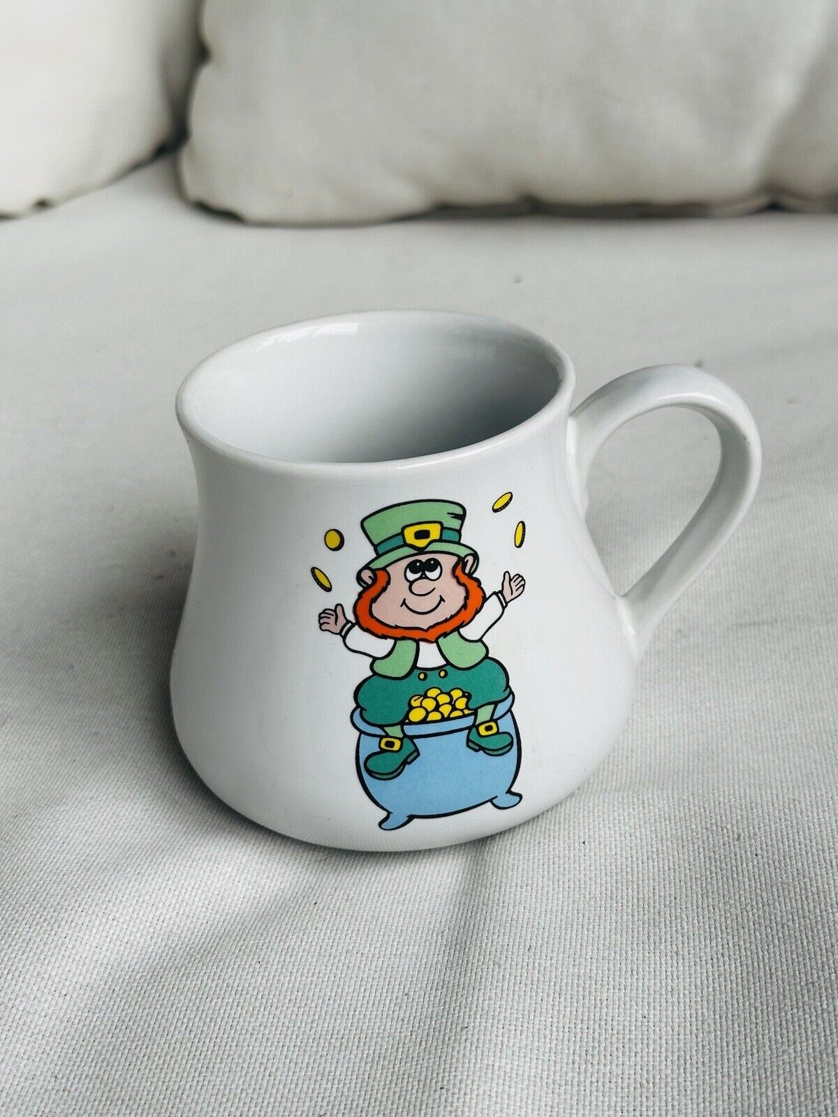 Vintage Russ Luck O The Irish Leprechaun Gold Coffee Tea Mug Cup 8002 Clover