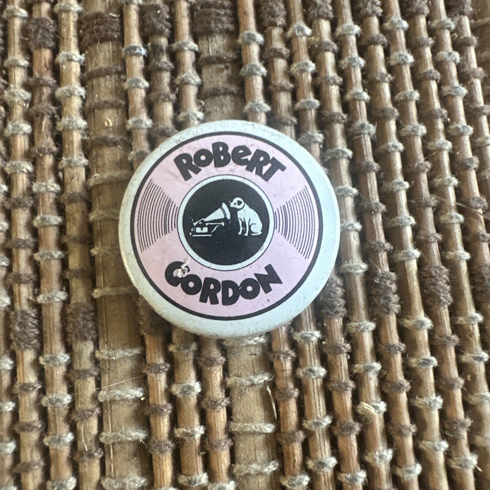 RARE Vintage 1979 ROBERT GORDON promo button pin badge rockabilly RCA dog 1\