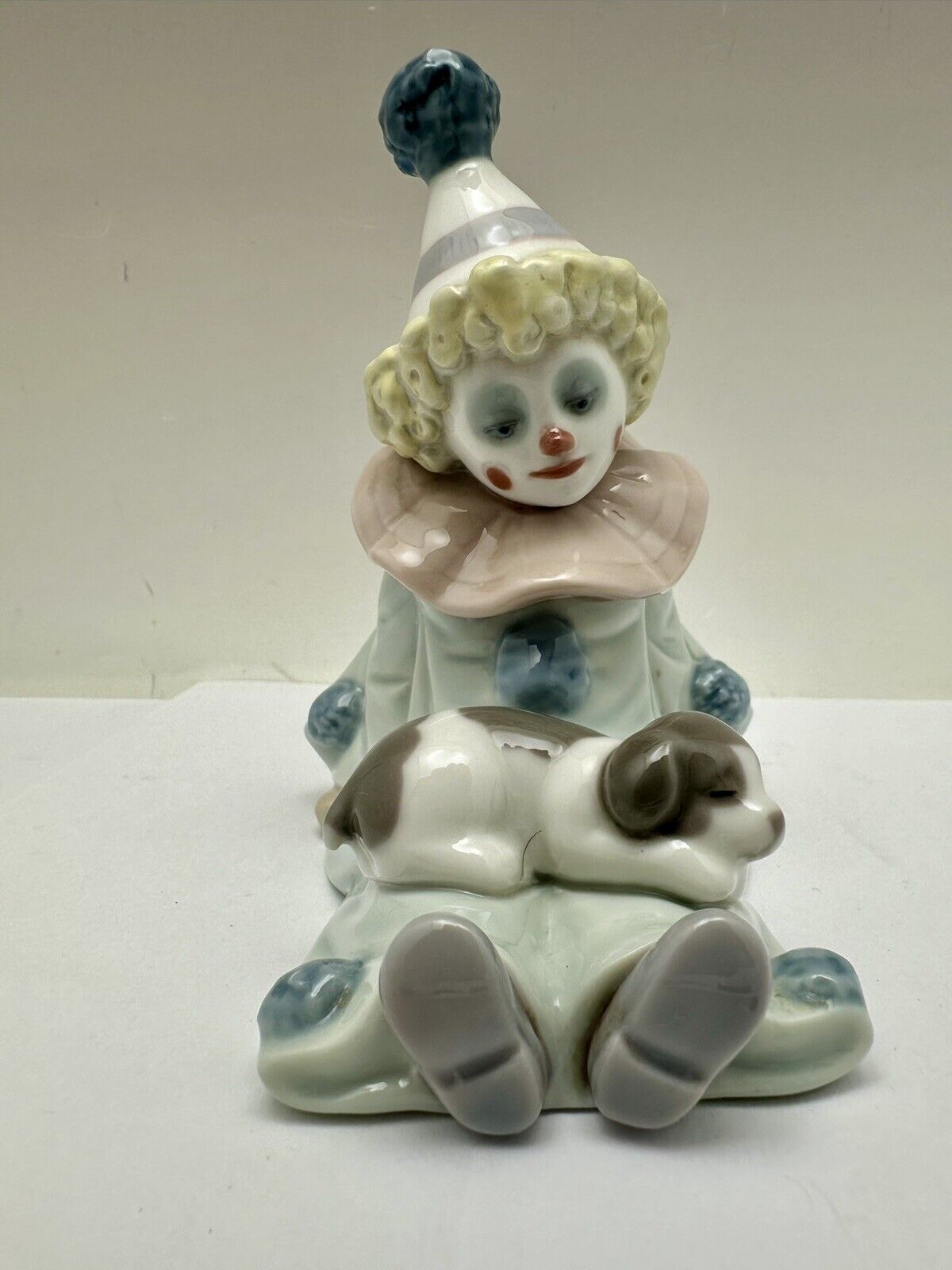 Lladro #5227 Clown With Puppy Little Pierrot With Puppy
