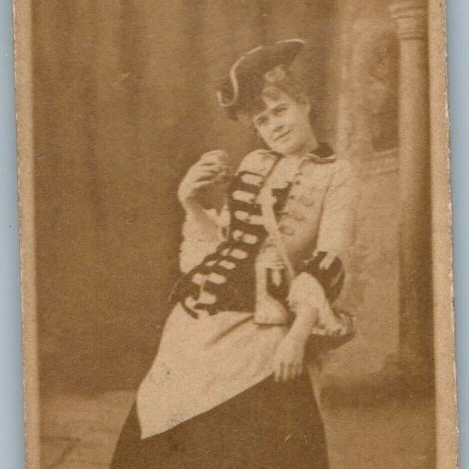 c1890s Marie Halton Stage Actress Sweet Caporal Cigarette Photo Trade Card C4