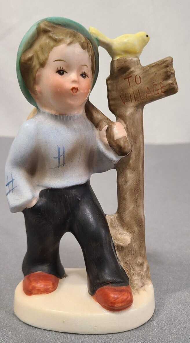 Vintage ceramic figurine Vagabond AH4010 Country Boy Figure 5.5\