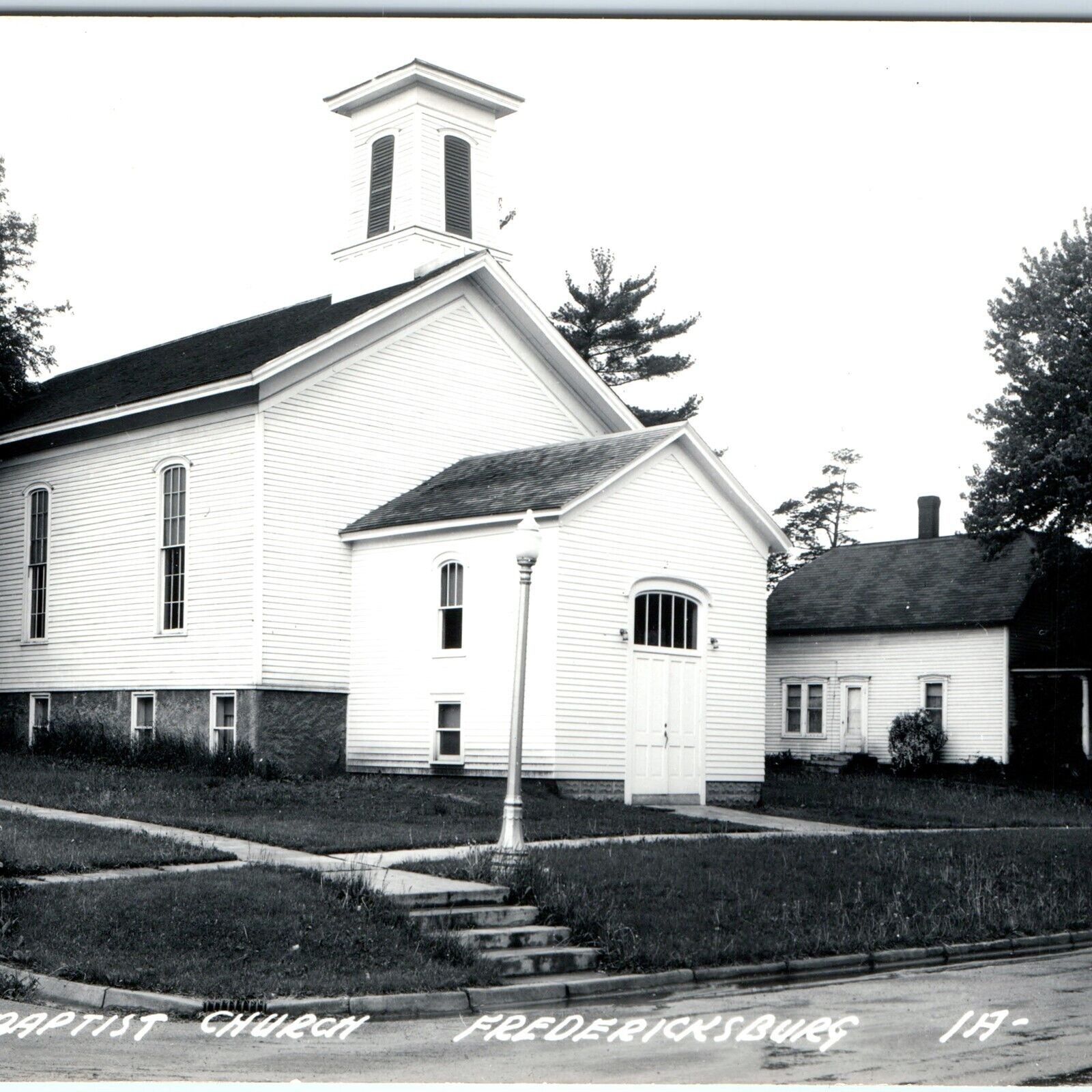 c1950s Fredericksburg, IA RPPC Baptist Church Real Photo Postcard PO Cancel A104