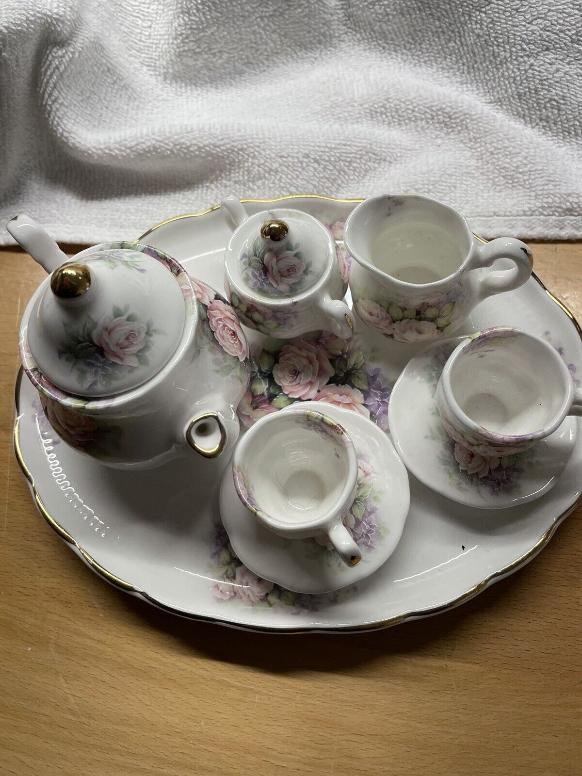 Miniture Tea Set Roses With Gold Trim 10 Piece with extra tray. Chinacraft