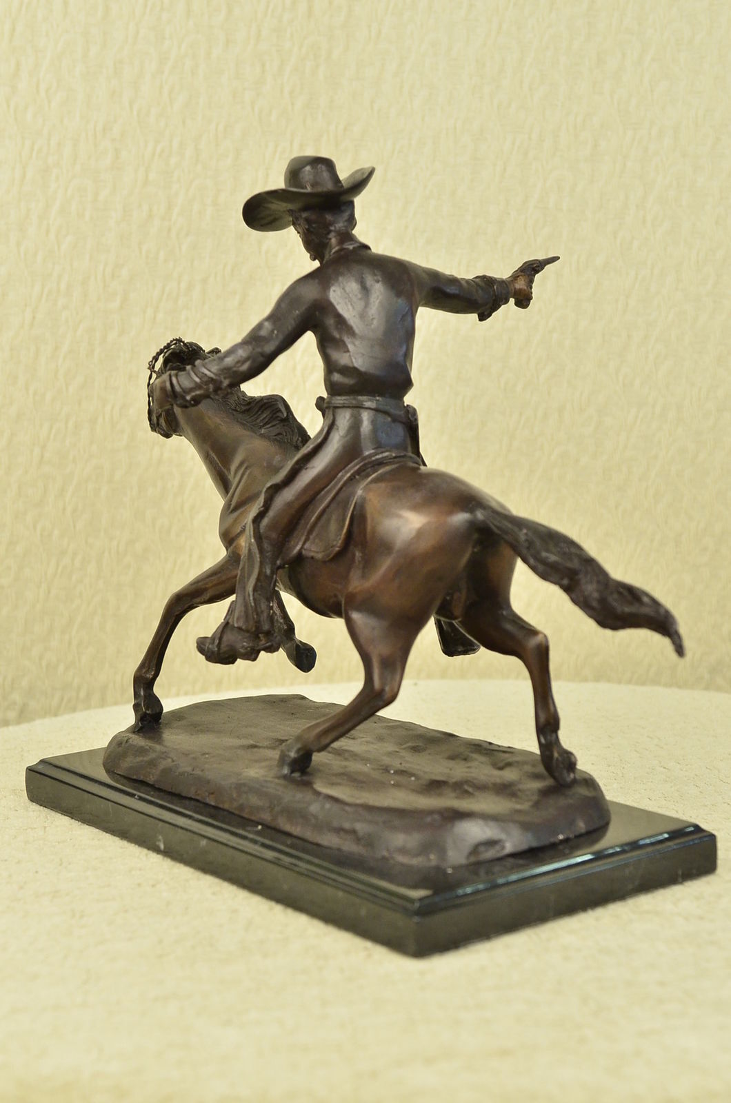 Classic bronze sculpture on marble base F.Remington Trooper of the Plains #396 