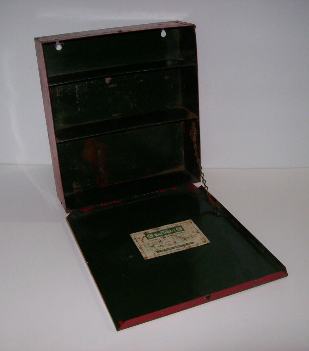 Vintage CRAMER\'s First Aid Kit, Vintage Storage Metal Wall Cabinet