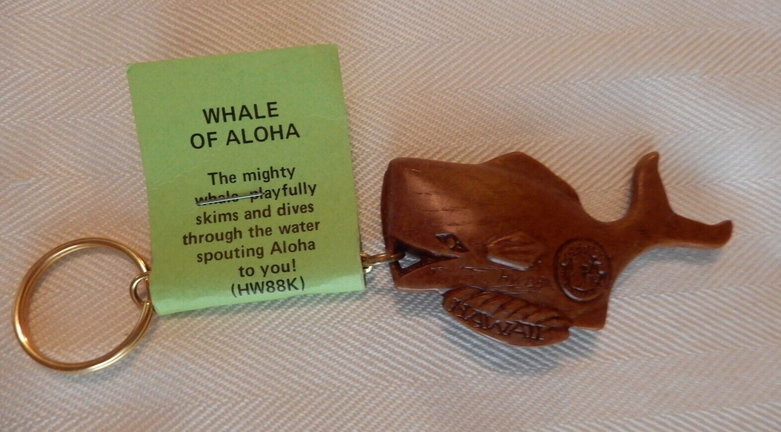 Vintage Coco Joe\'s Hapa Wood Souvenir Keychain ~ Whale of Aloha ~ NEW