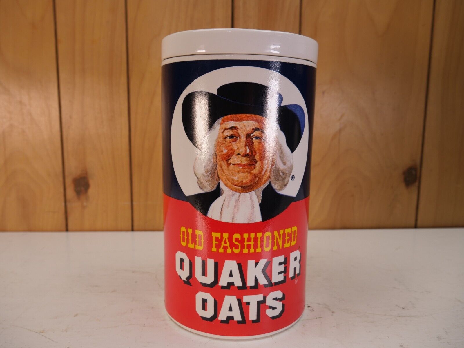 Vintage Old Fashioned Quaker Oats Ceramic Canister Cookie Jar with Lid