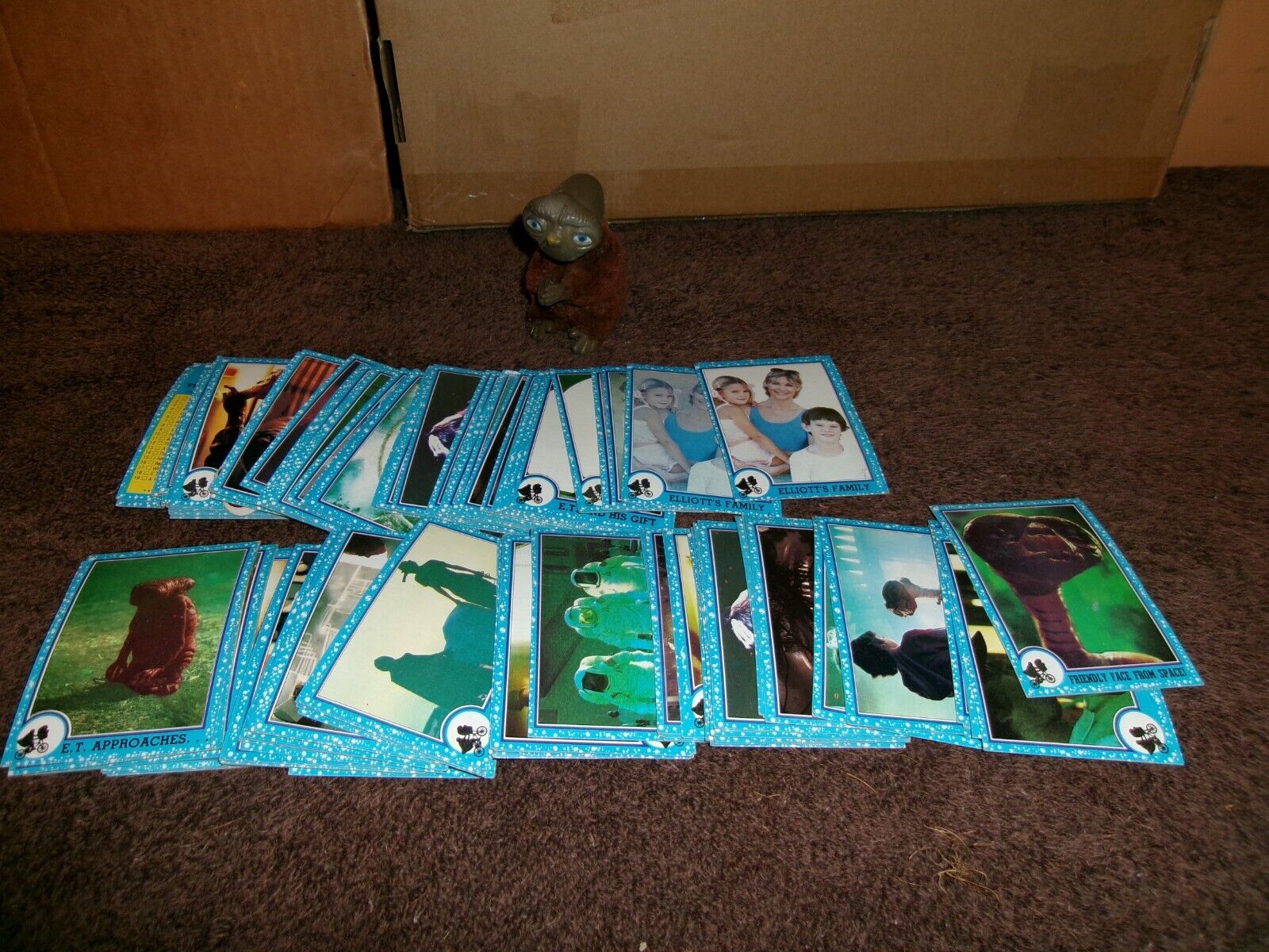 Approx. 100 E.T. Trading Cards, 40 are Repeats + 3 3/4\