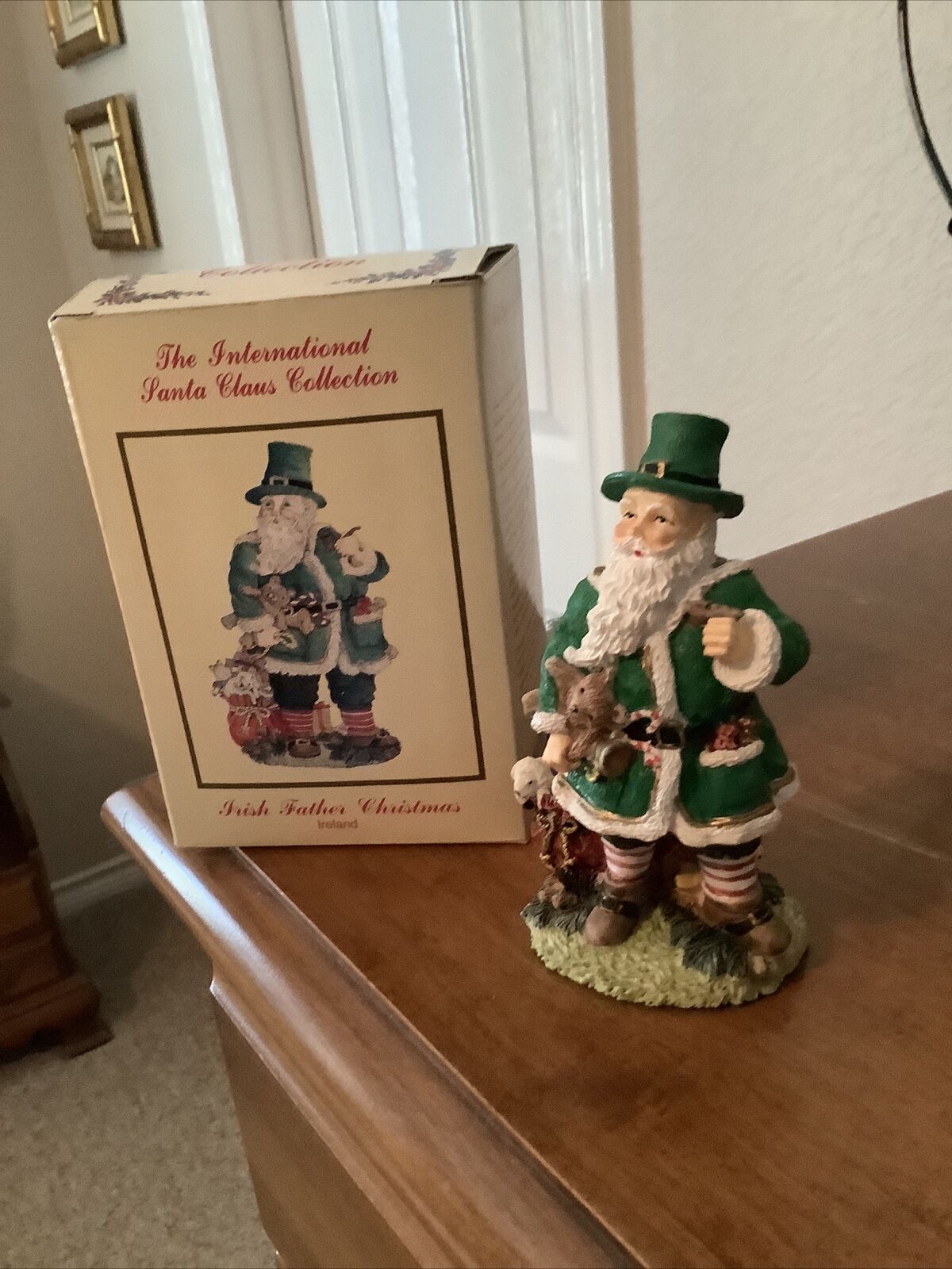 The International Santa Claus Collection, Irish Father Christmas Ireland 1995