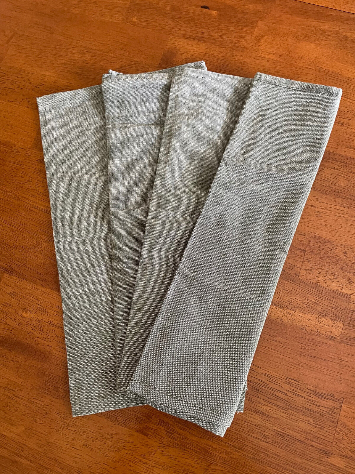 Set of 4 Vintage Green Cotton Napkins 16\