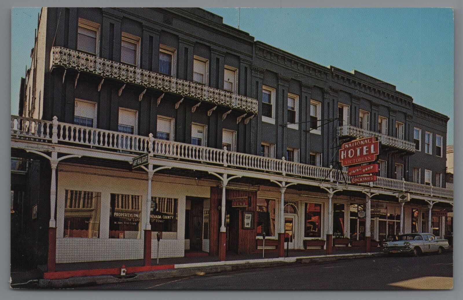 NEVADA CITY CA National Hotel postcard A6